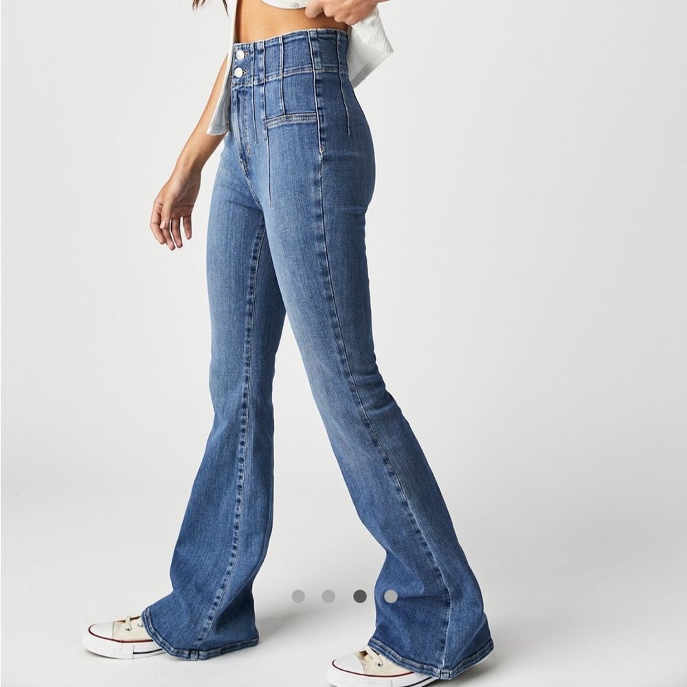 We the Free Jayde Flare Jeans - sunburst blue
